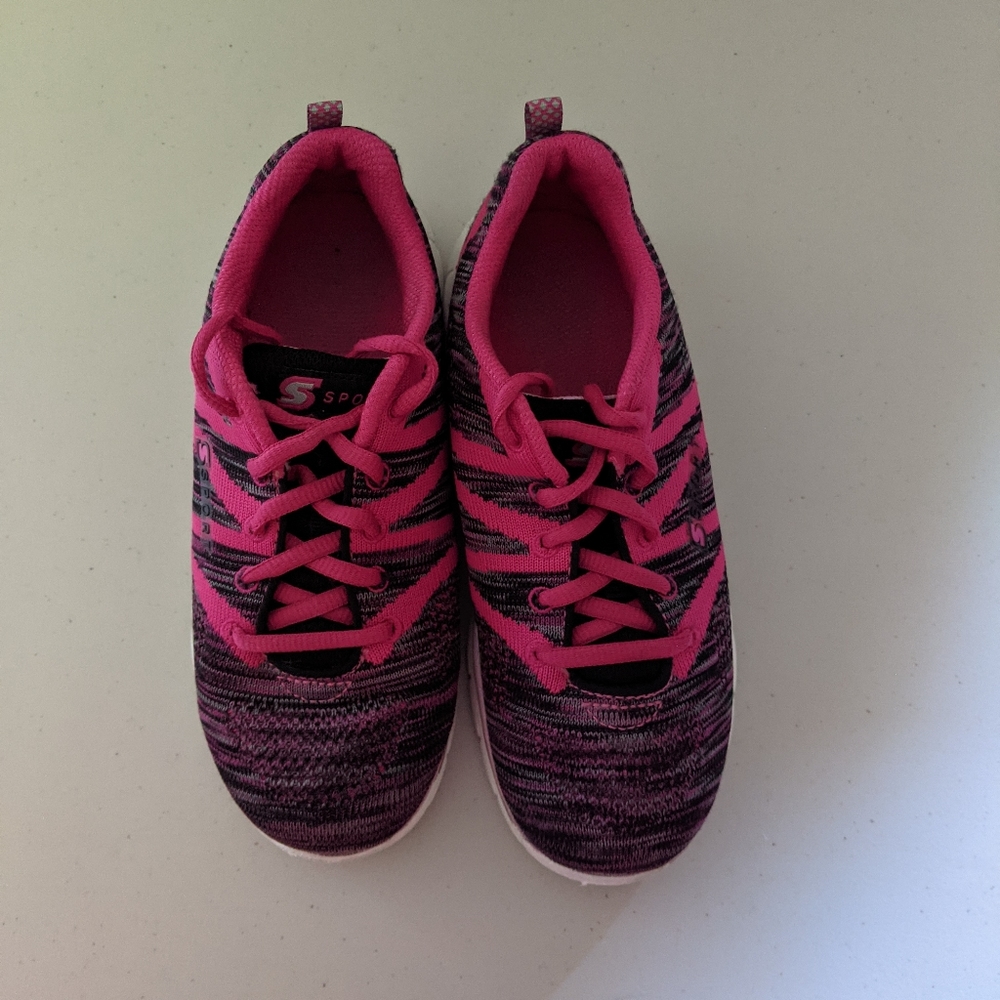 S Sport Skechers athletic shoes, pink & black,  3